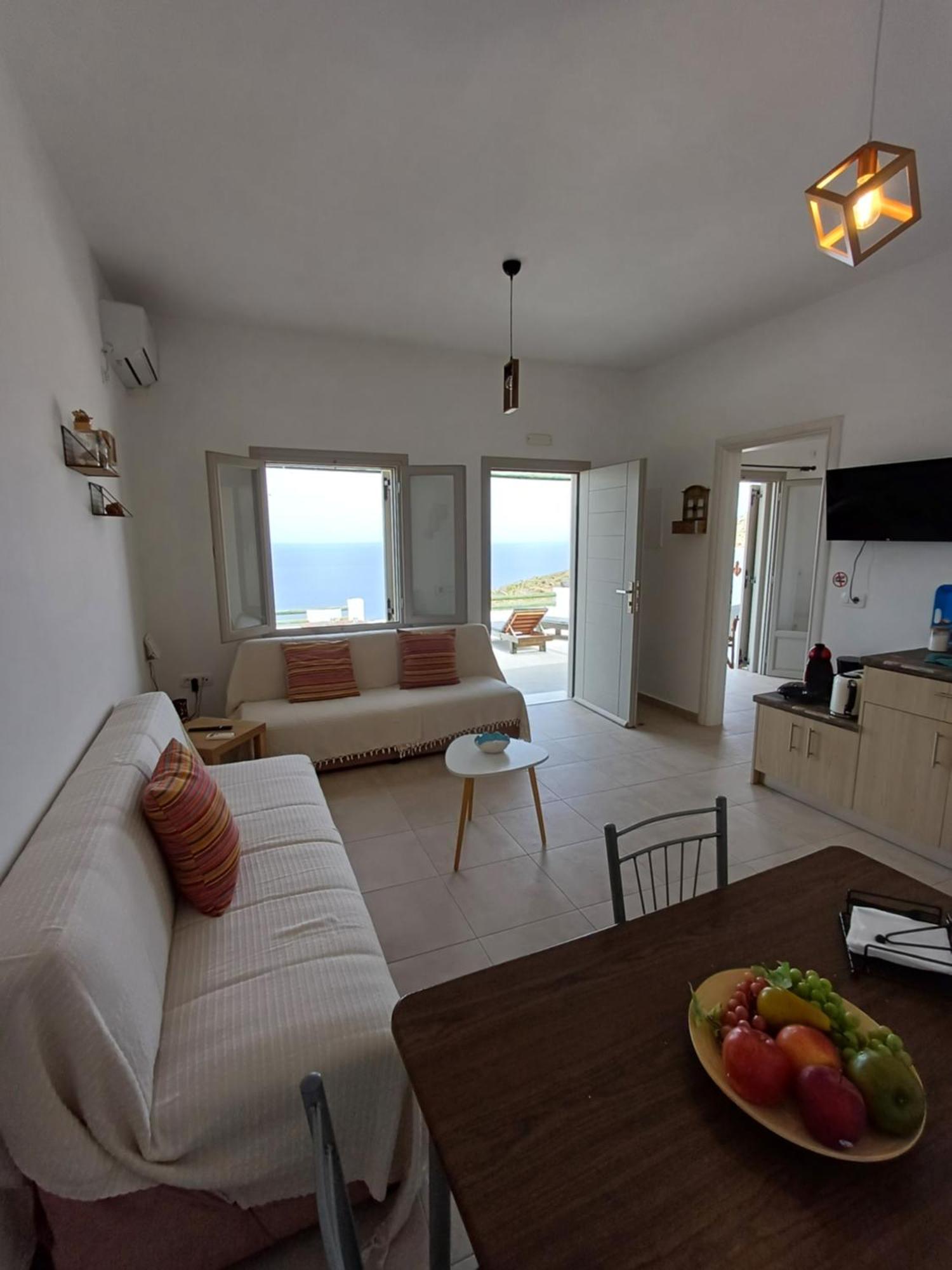 'Irene' Cycladic House With Sunrise And Sea View! Villa Foinikiá Екстериор снимка