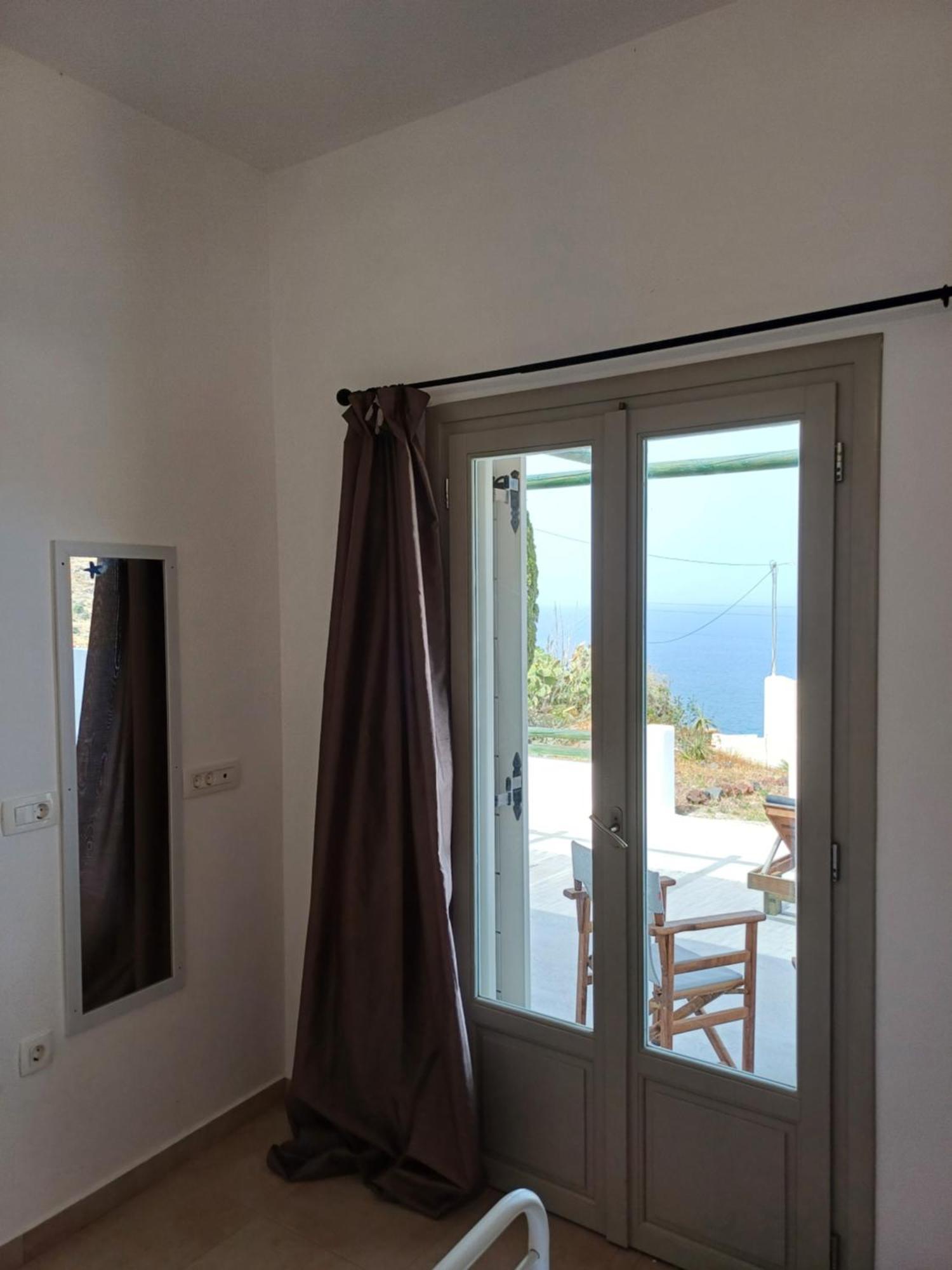 'Irene' Cycladic House With Sunrise And Sea View! Villa Foinikiá Екстериор снимка