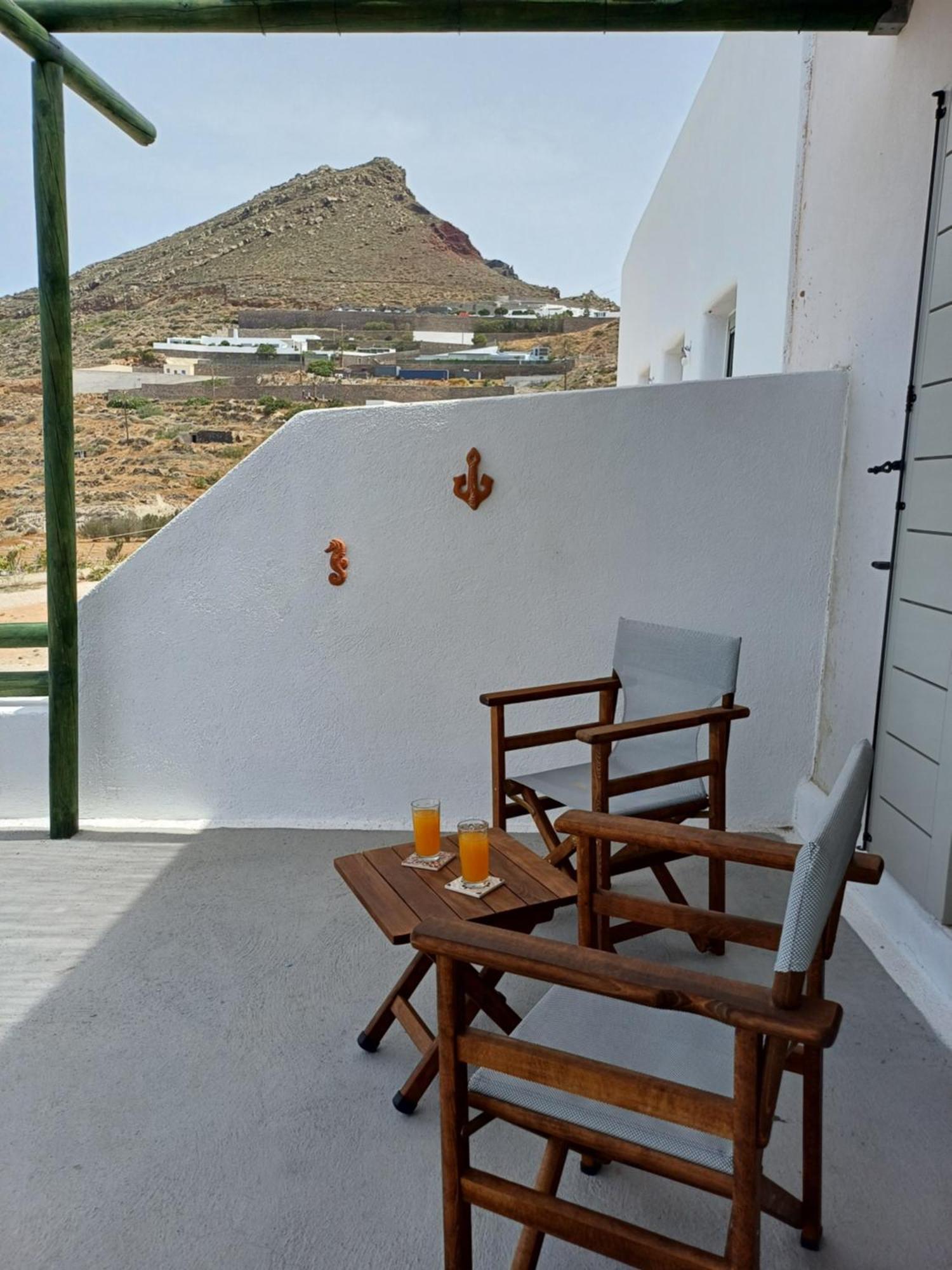 'Irene' Cycladic House With Sunrise And Sea View! Villa Foinikiá Екстериор снимка
